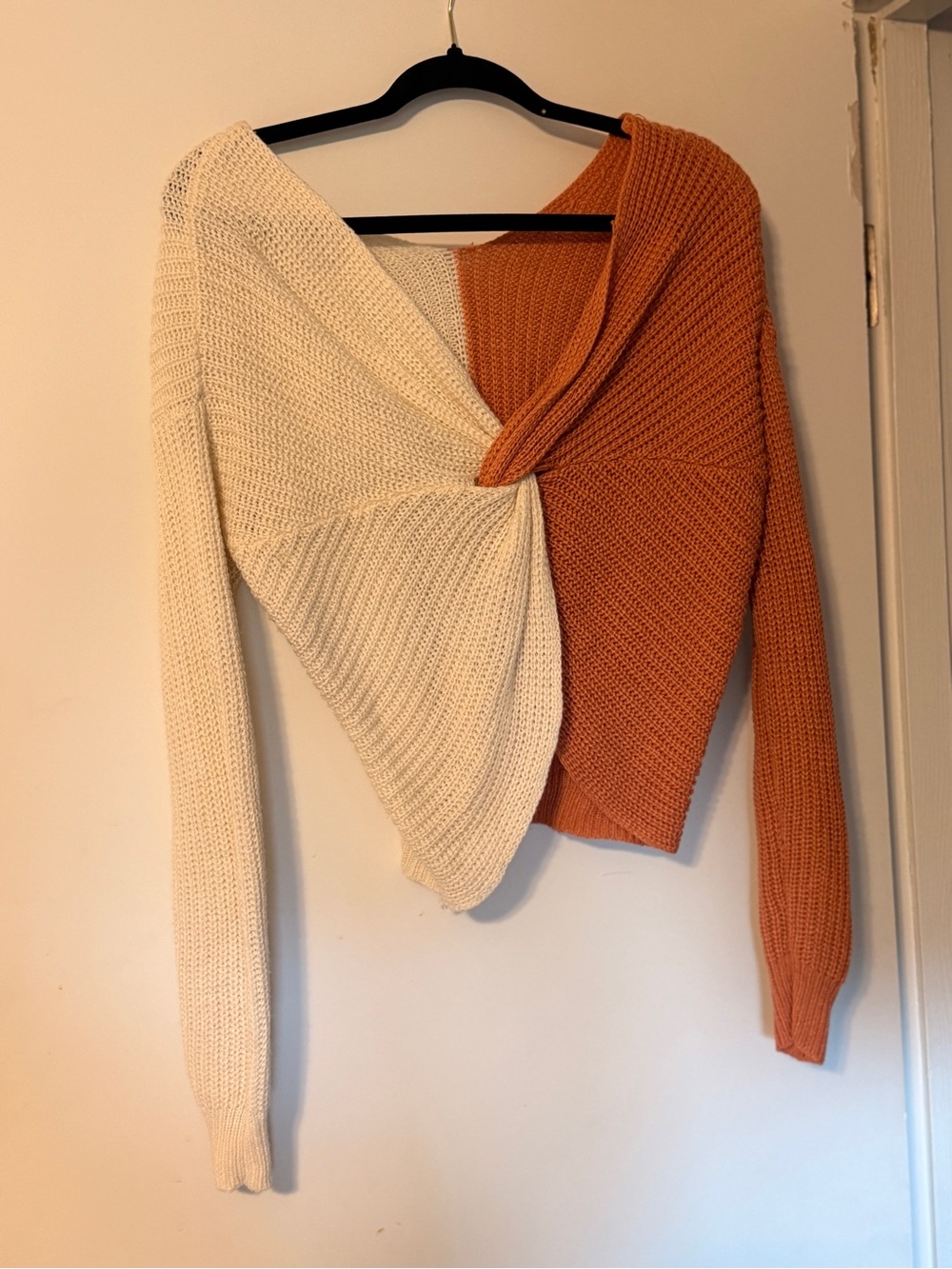 Two-Tone Twist Knit Sweater - Cream & Rust